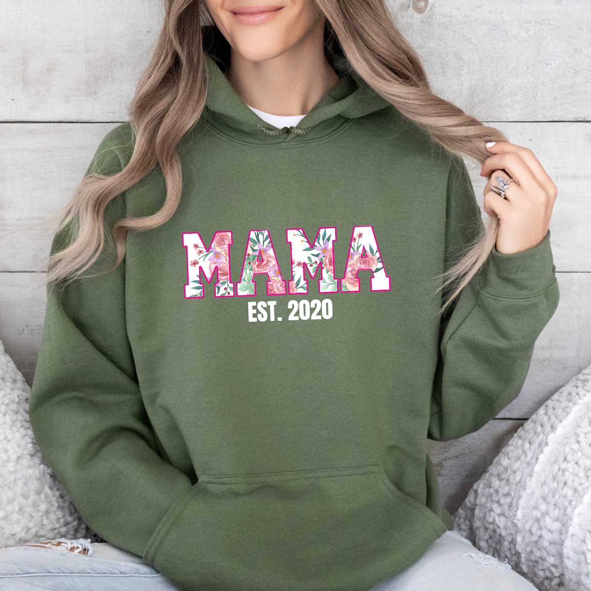 Personalized Mama Gildan Pullover Hoodie