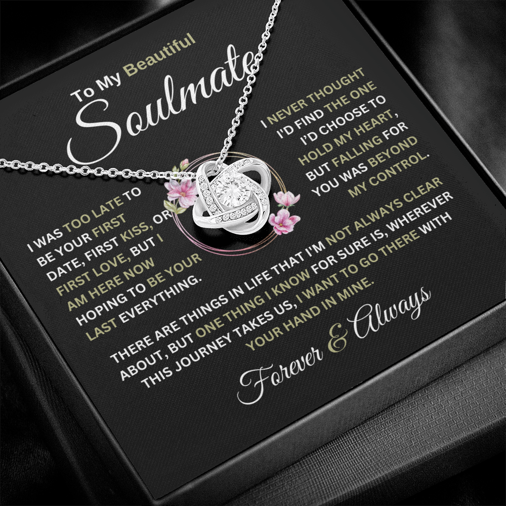 DaisyDawls.com is where to find gifts for mom, gifts for dad, gifts for wife, gifts for husband. Find gifts for daughter and gifts for son. Free shipping US.